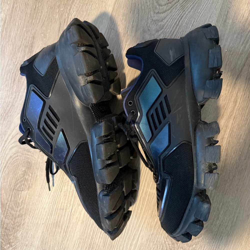 Prada Men's Sneakers in Black and Blue - Picture 3 of 4